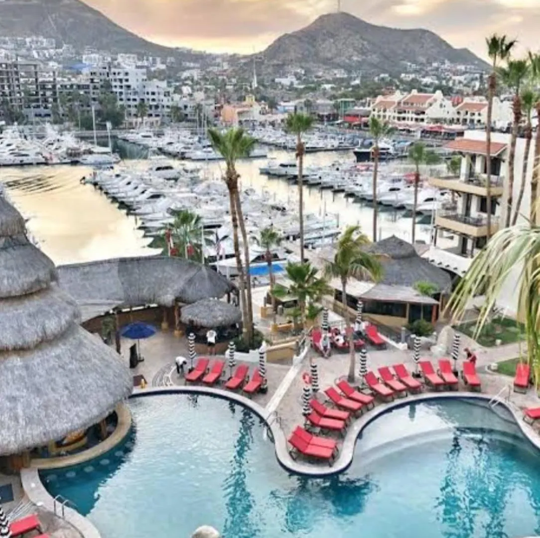 Курортный комплекс Marina Js Suites Кабо-Сан-Лукас